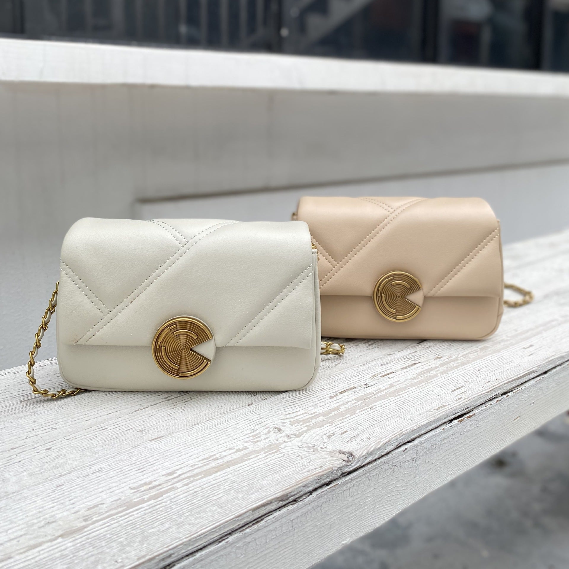 Light Luxury Retro OL Style Single Shoulder Crossbody Bag For Women